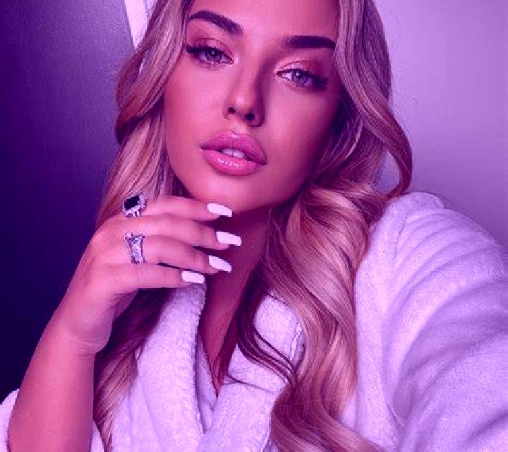 Bianca Dalcahue escort