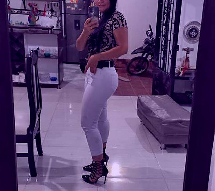 Brisa 3 Quellon escort