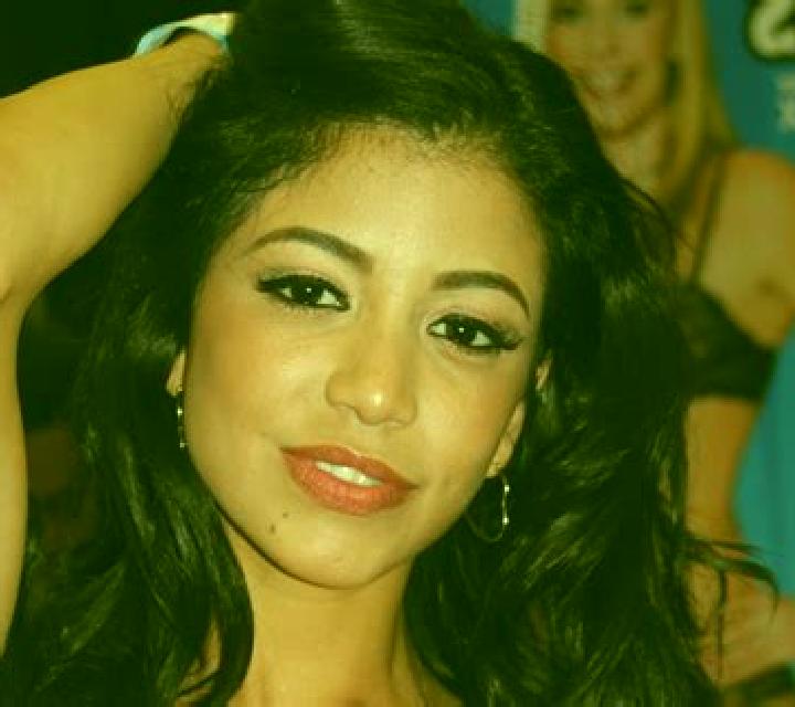Camila 2 Iquique escort