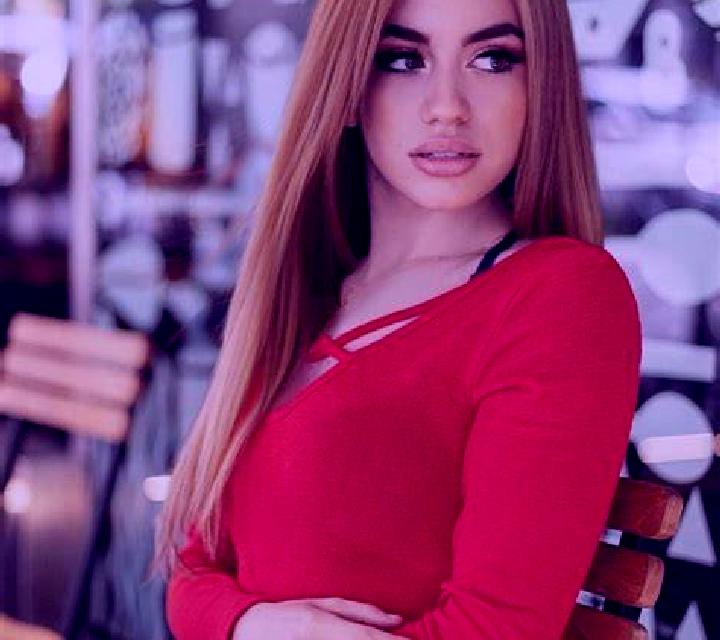 Cloe Combarbala escort