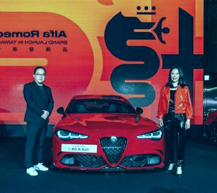 Giulia 3 Loncoche escort