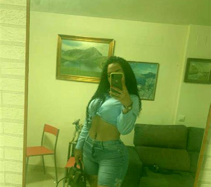 Vicenta 2 Coya escort